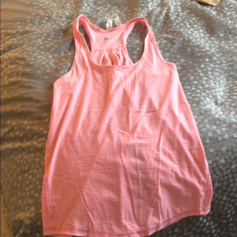 Lululemon size 2 pink tank